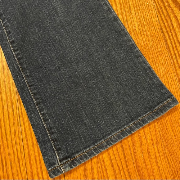 Levi’s 515 Bootcut - Picture 3 of 8